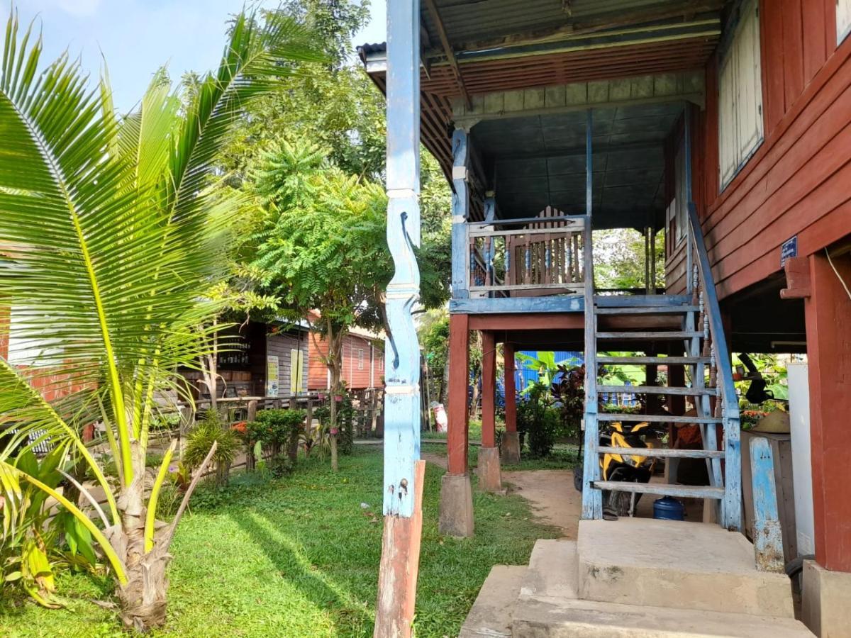 Ta'S Dorm Dondet Hostel Ban Dondét Exterior foto